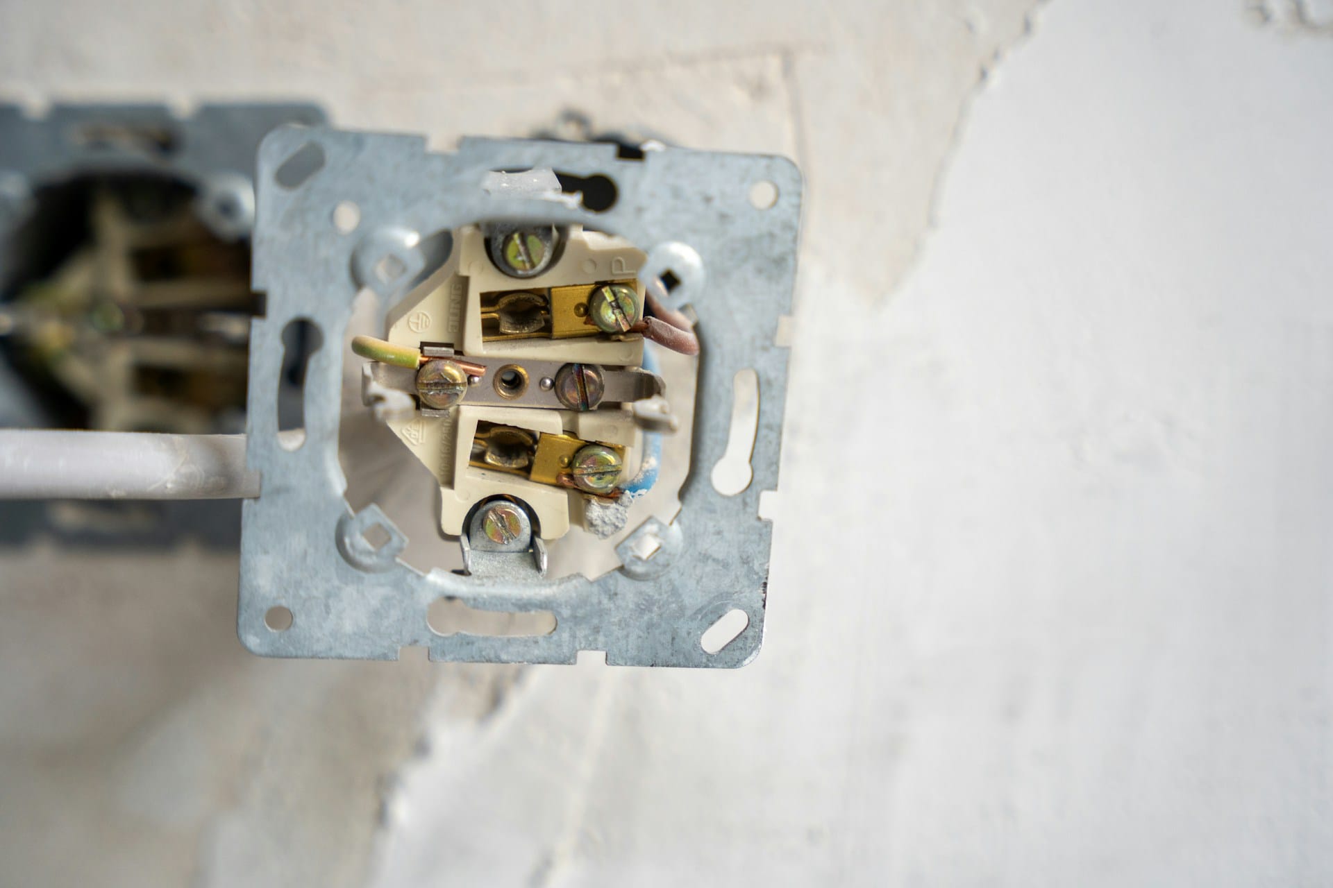 Power Socket Issues