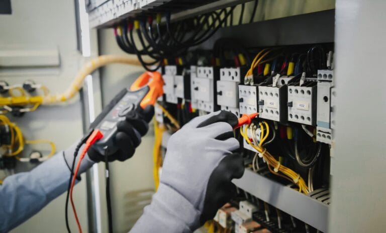 Don’t Let Electrical Problems Shut Your Business Down A No Nonsense Guide to Commercial Electrical Services in Ottawa