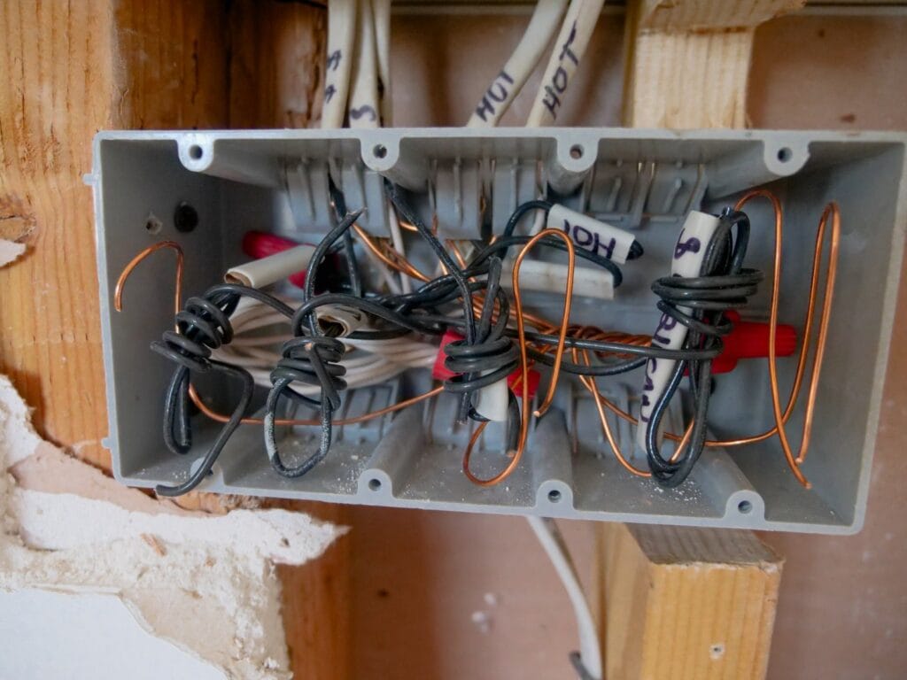 Warning Signs Your Home Needs an Aluminium Wiring Replacement in Ottawa